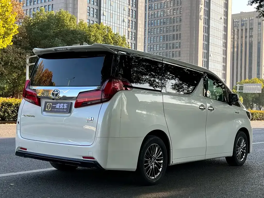 Toyota Alphard 2021 из CN, фото 5