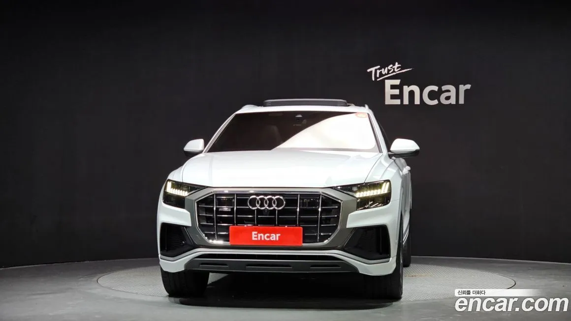 Audi Q8 — фото 3