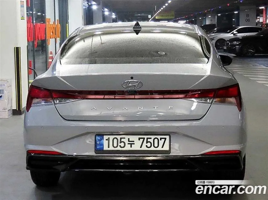 Hyundai AVANTE — фото 5