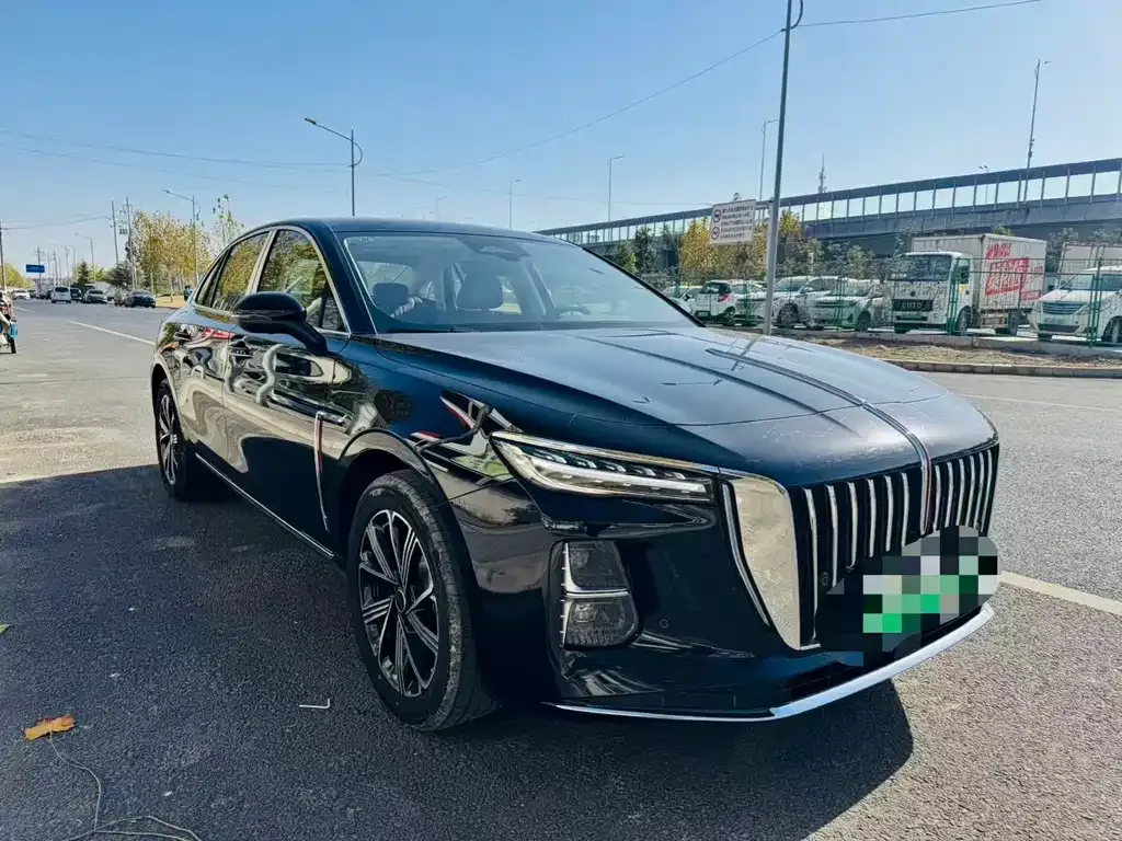 Hongqi H5 PHEV — фото 3