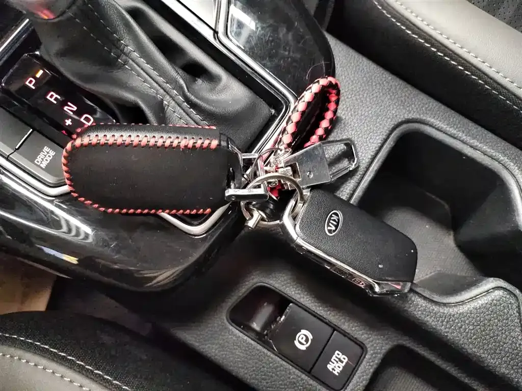 Kia Sportage — фото 9