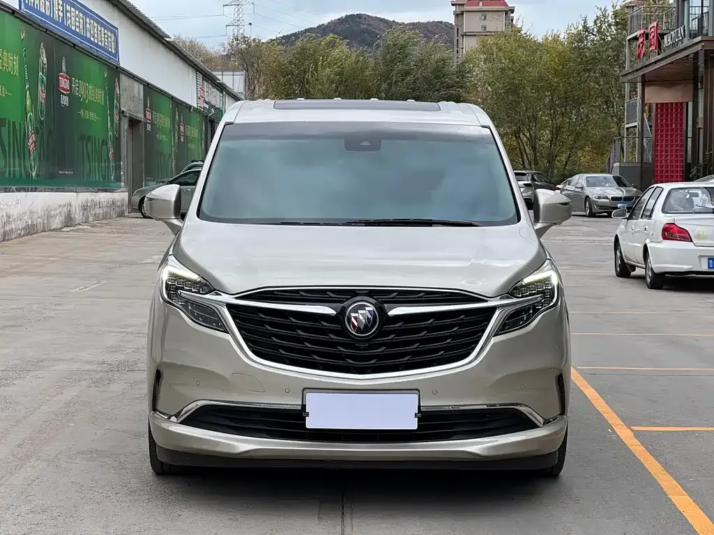 Buick GL8 2021 из CN, фото 2