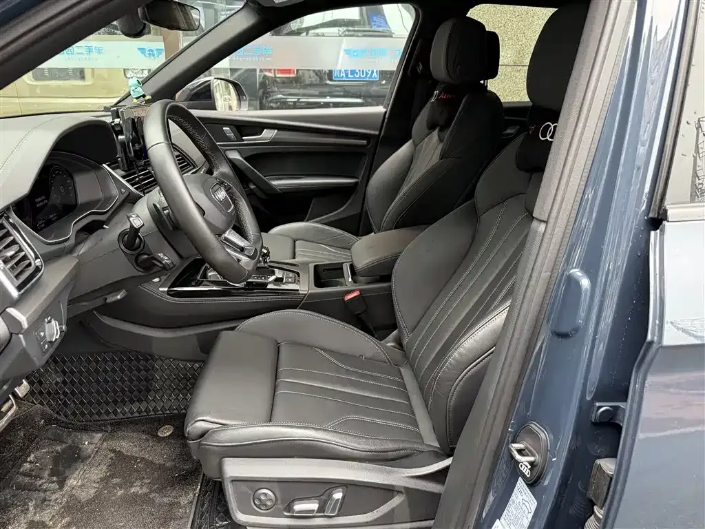 Audi Q5L 2023 из CN, фото 8
