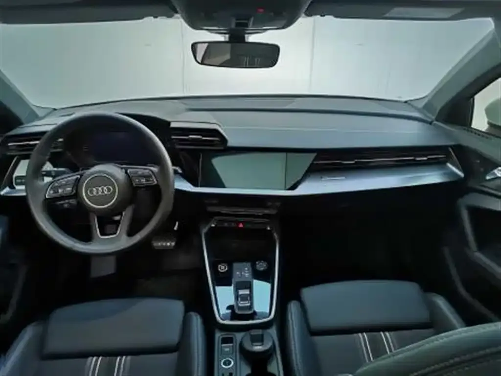 Audi A3 2023 из CN, фото 6