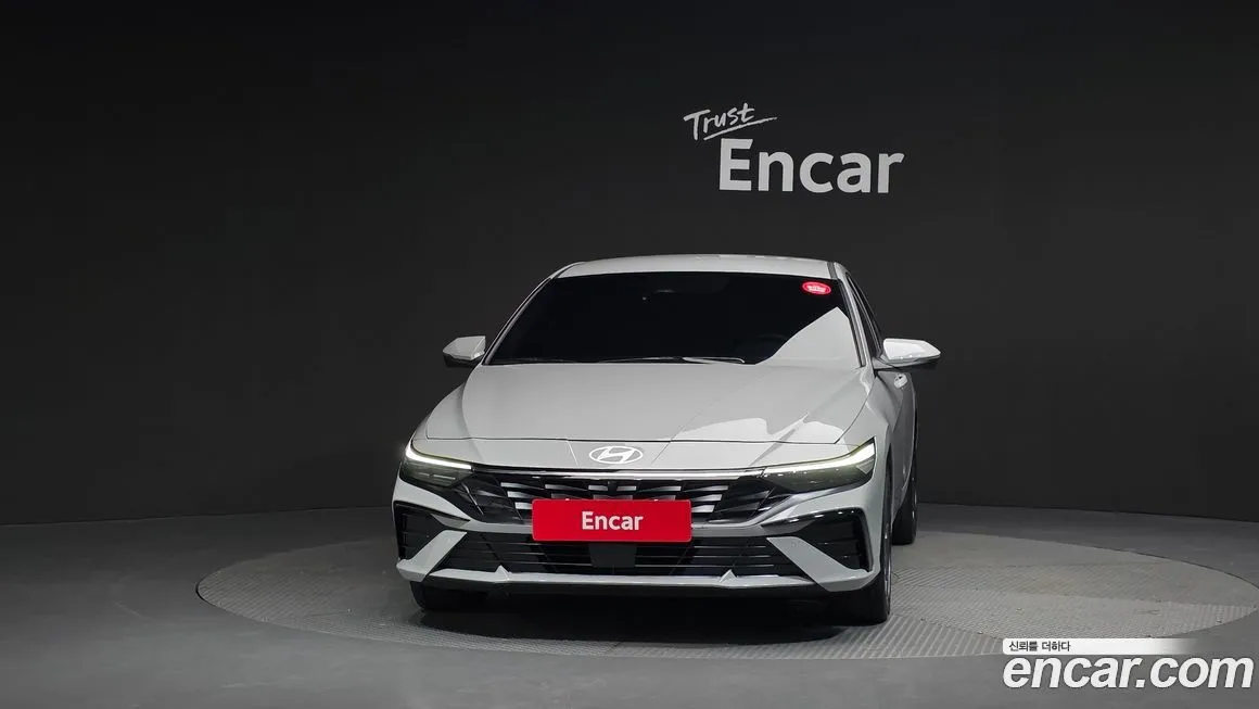 Hyundai AVANTE — фото 3