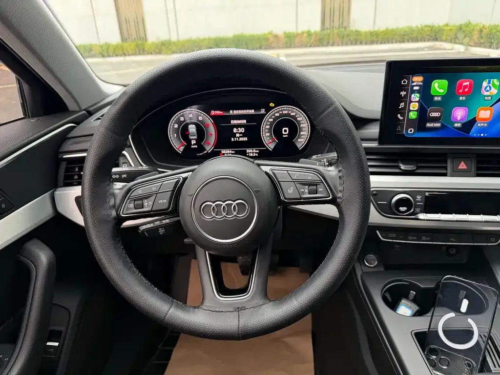 Audi A4L 2022 из CN, фото 8