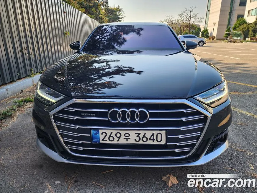 Audi A8 — фото 5