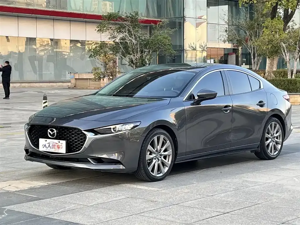Mazda 3 Axela 2022 из CN, фото 2