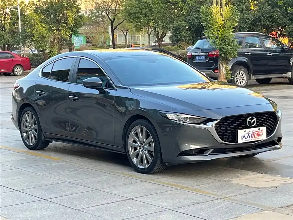 Mazda 3 Axela 2022 из CN, фото 4
