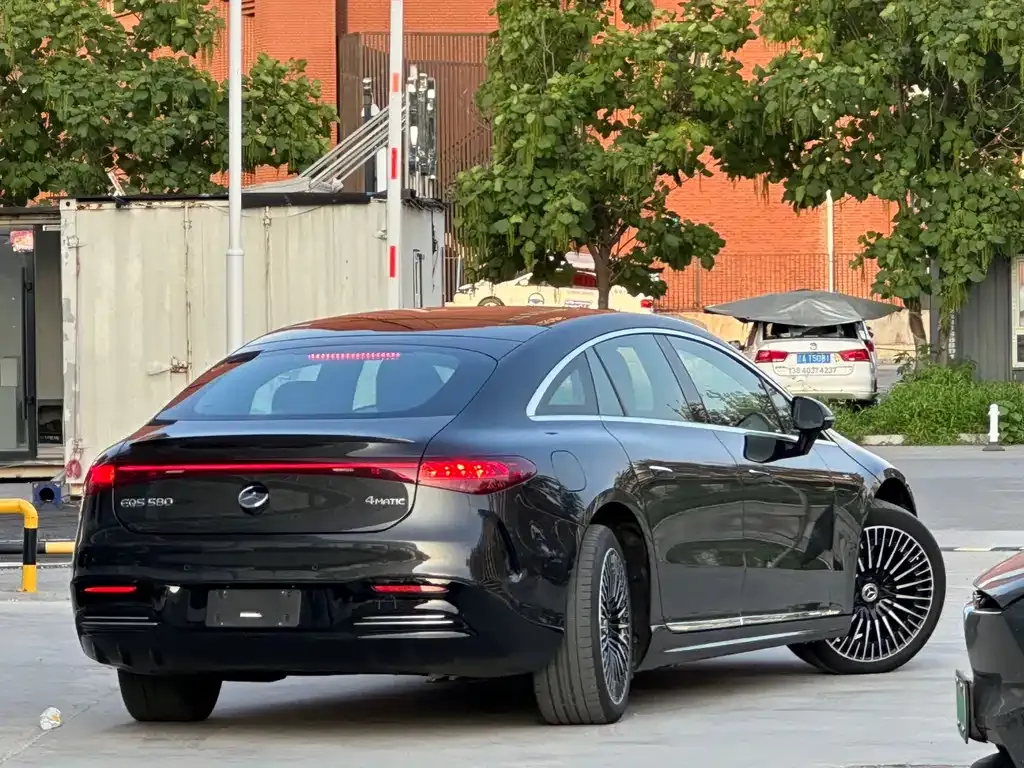 Mercedes-Benz EQS 2023 из CN, фото 5