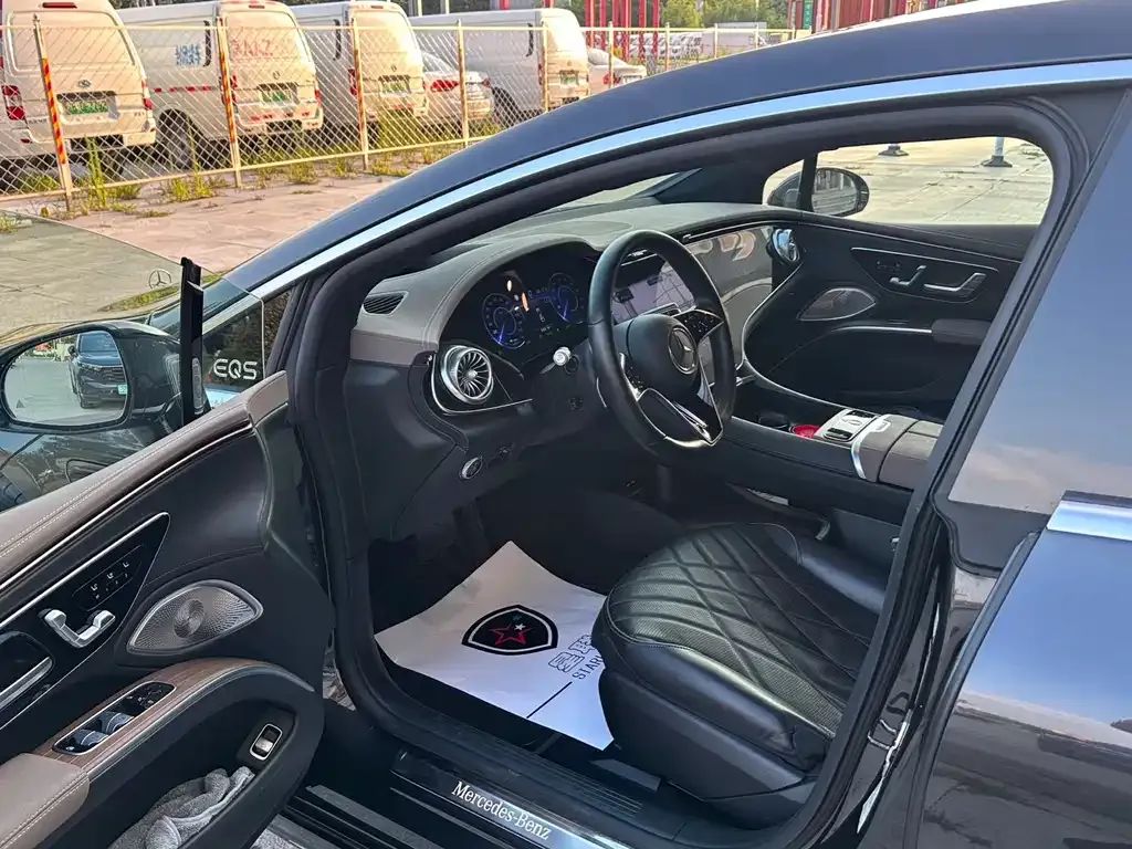 Mercedes-Benz EQS 2023 из CN, фото 8