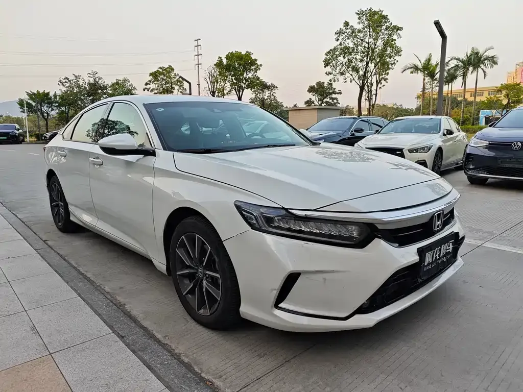 Honda Inspire 2023 из CN, фото 3