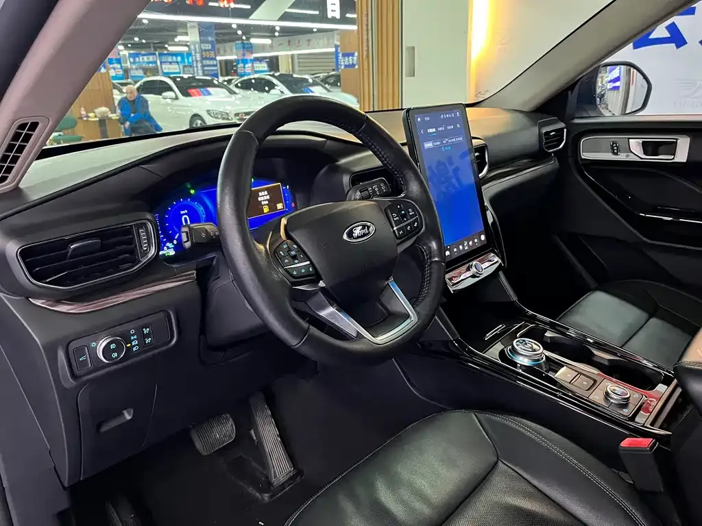 Ford Explorer 2021 из CN, фото 10