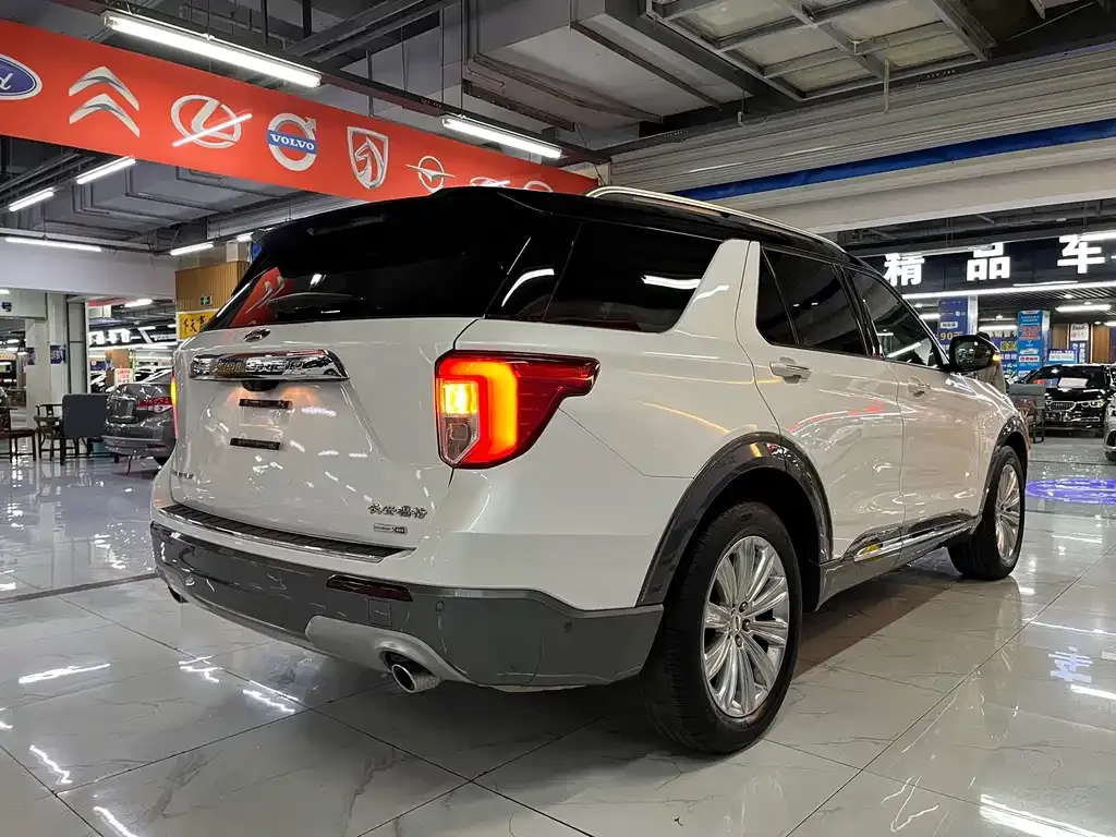 Ford Explorer 2021 из CN, фото 5