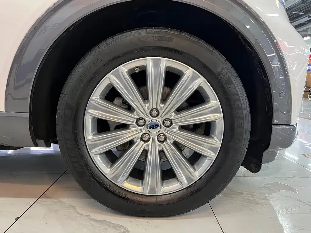 Ford Explorer 2021 из CN, фото 7