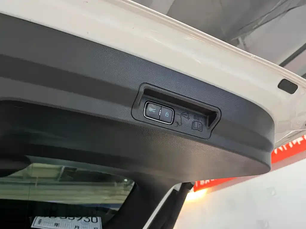 Ford Explorer 2021 из CN, фото 8