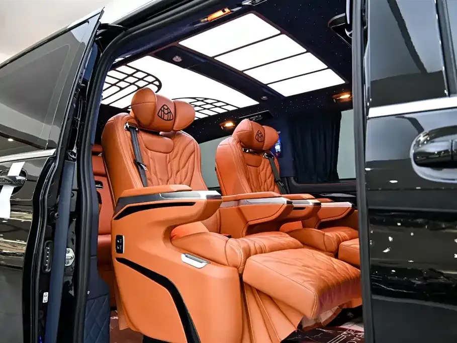 Mercedes-Benz Vito 2023 из CN, фото 10