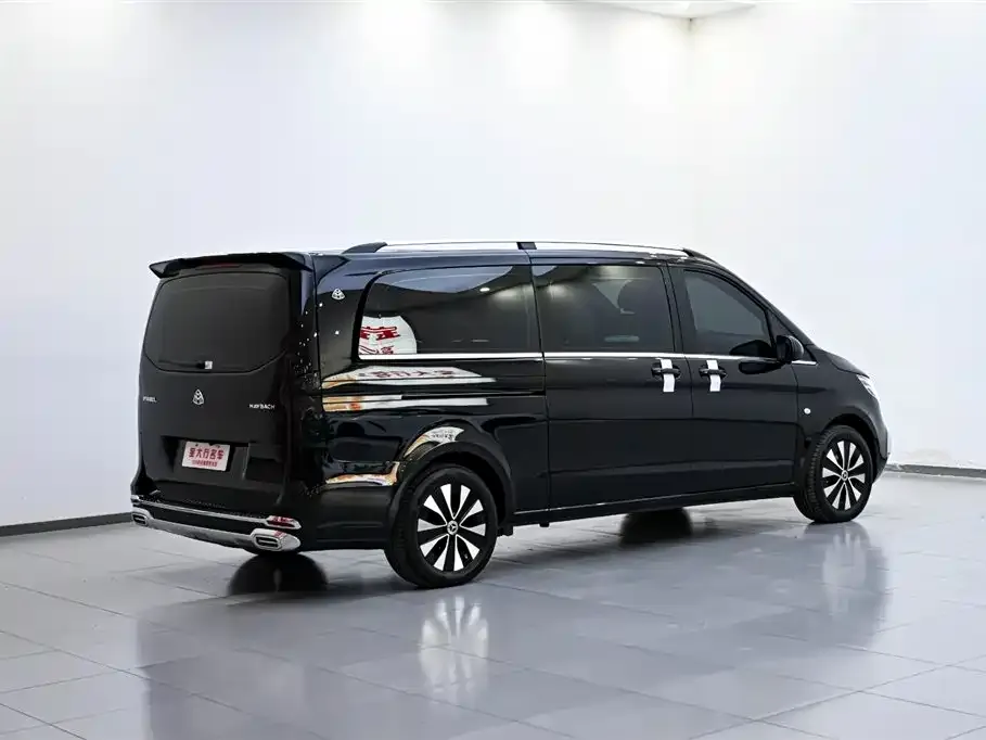Mercedes-Benz Vito 2023 из CN, фото 6