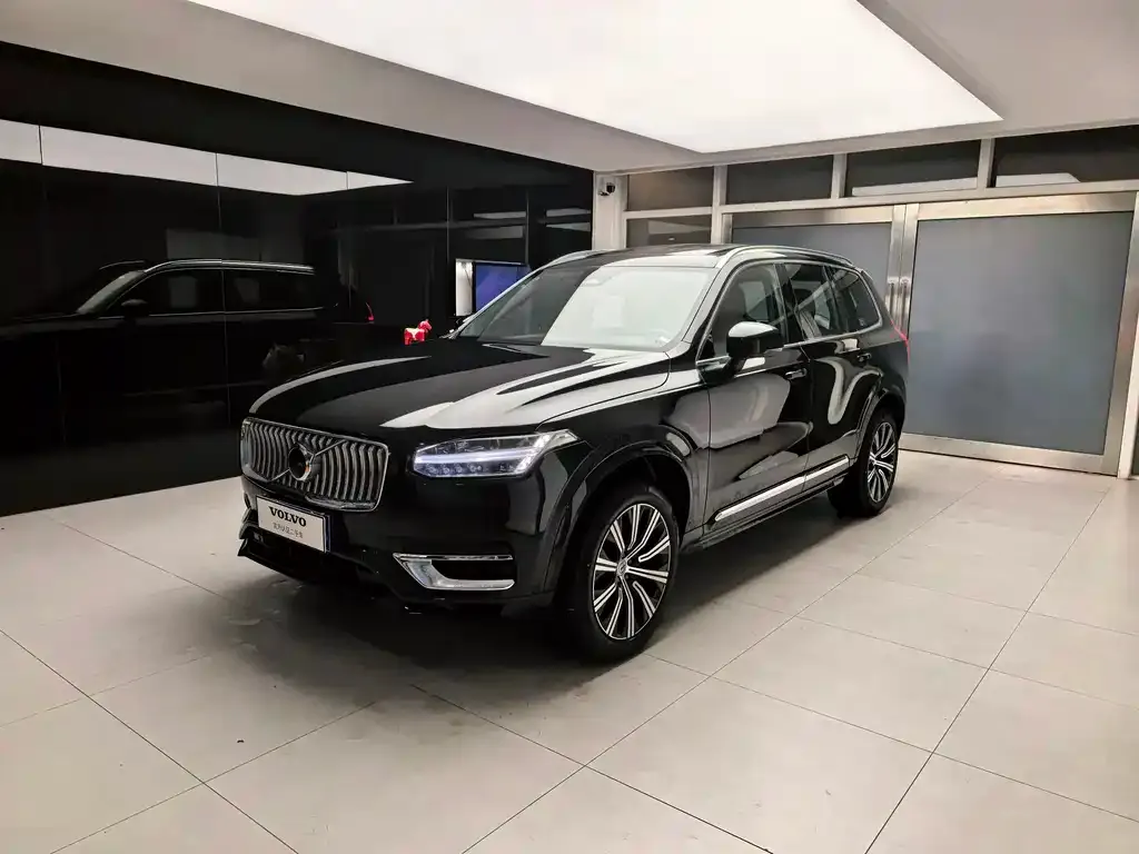 Volvo XC90 2024 из CN, фото 1