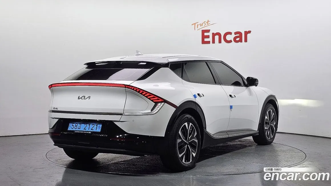 Kia EV6 — фото 2