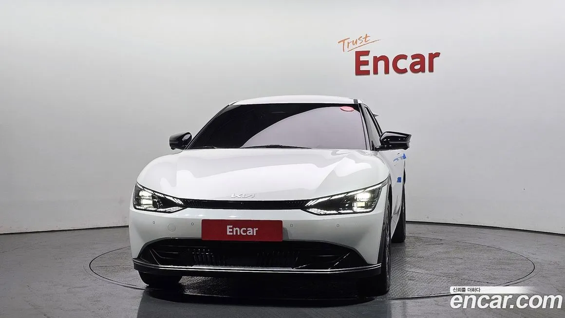 Kia EV6 — фото 3