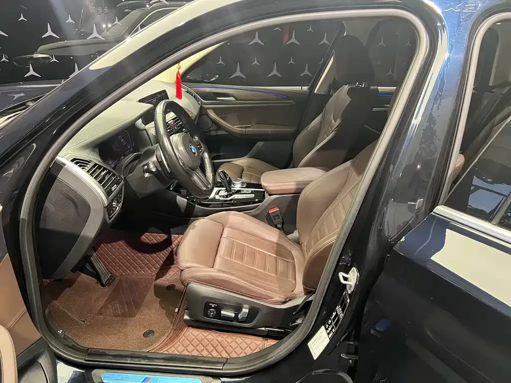 BMW X3 2021 из CN, фото 8