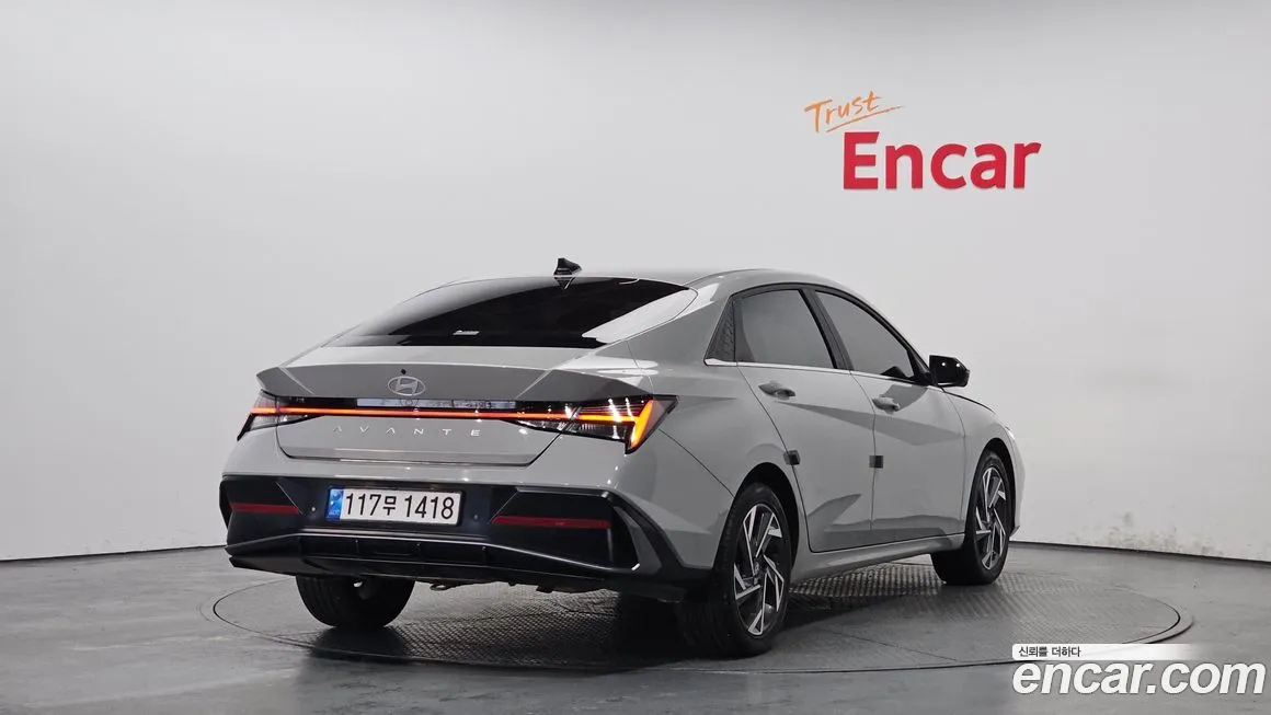 Hyundai AVANTE — фото 2