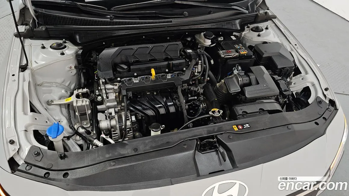 Hyundai AVANTE — фото 6