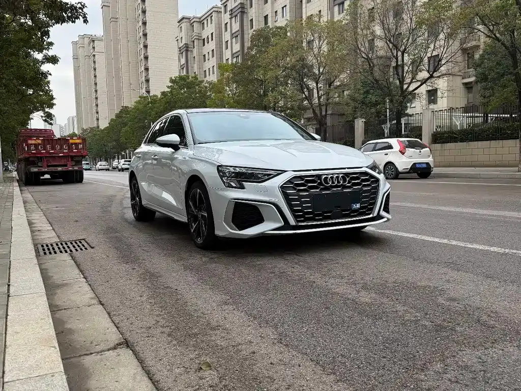 Audi A3 — фото 3
