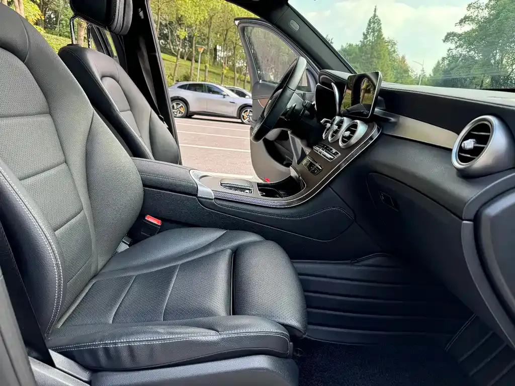 Mercedes-Benz GLC 2021 из CN, фото 7