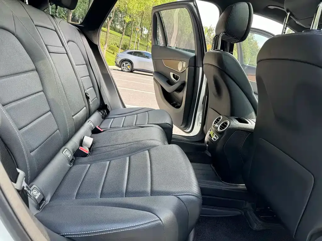Mercedes-Benz GLC 2021 из CN, фото 8