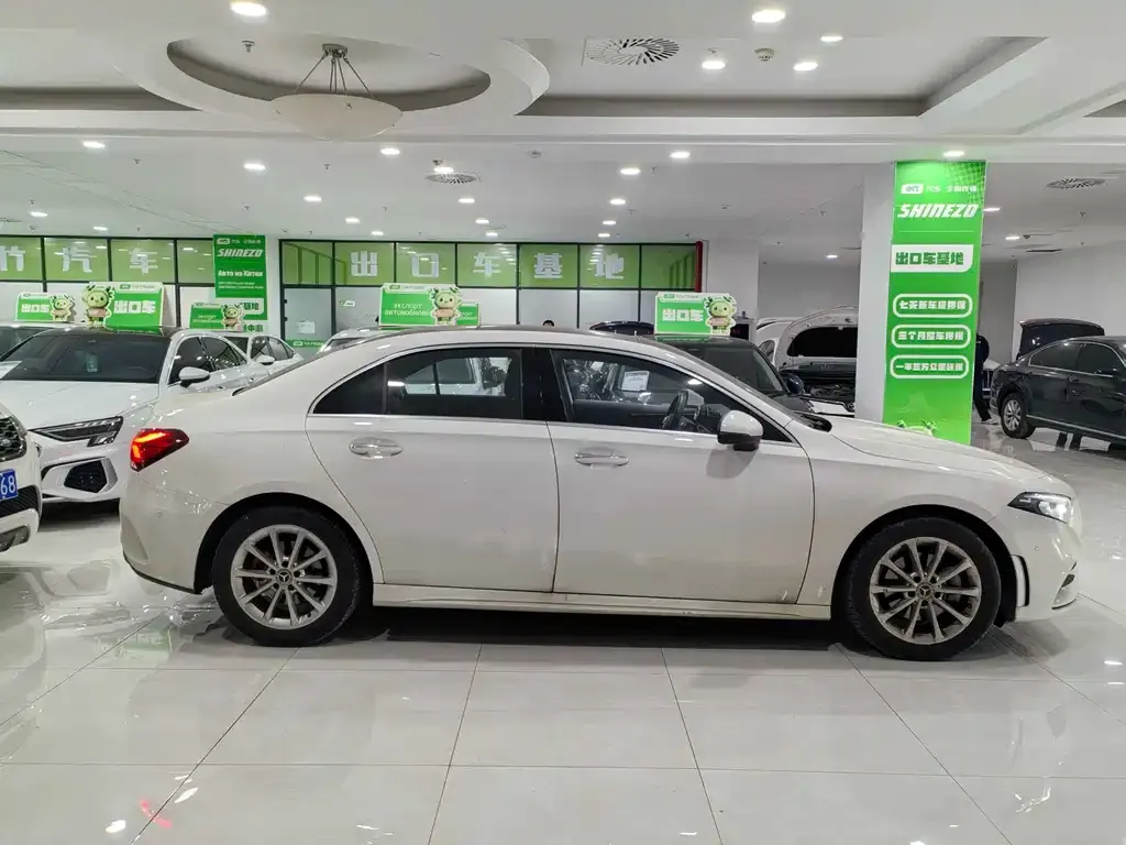 Mercedes-Benz A-Class 2022 из CN, фото 4