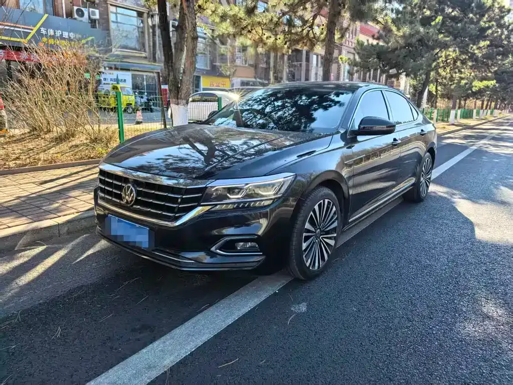 Volkswagen Passat — фото 2