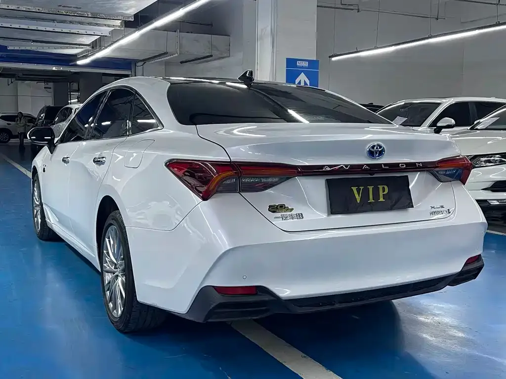 Toyota Avalon 2024 из CN, фото 7