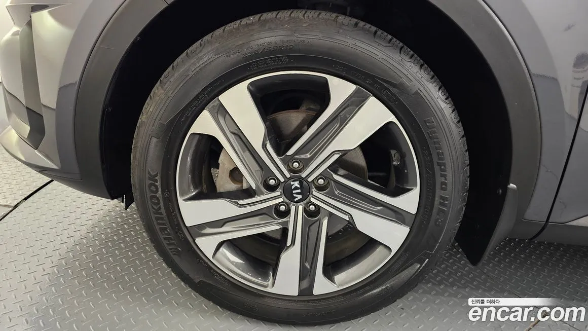 Kia Sorento — фото 5