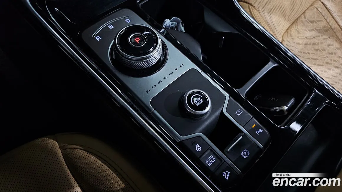Kia Sorento — фото 9