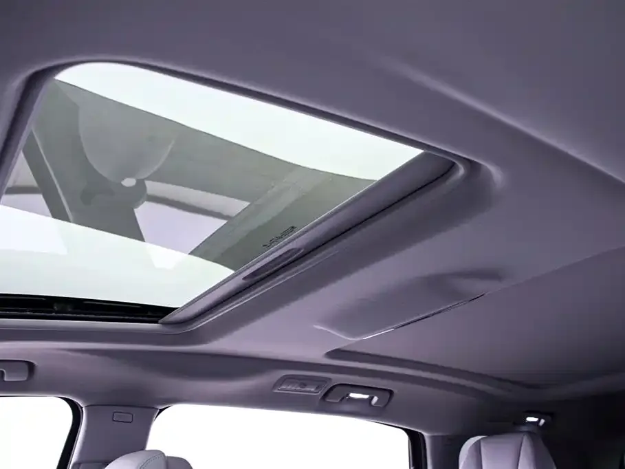 Buick GL8 2025 из CN, фото 10