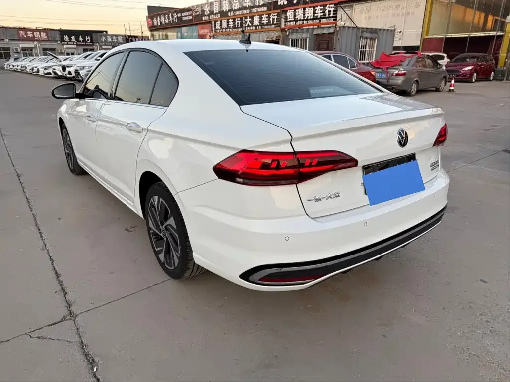 Volkswagen Bora 2022 из CN, фото 6