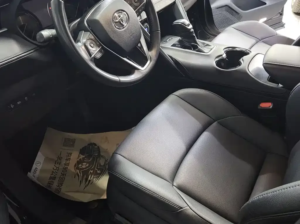 Toyota Venza 2022 из CN, фото 8
