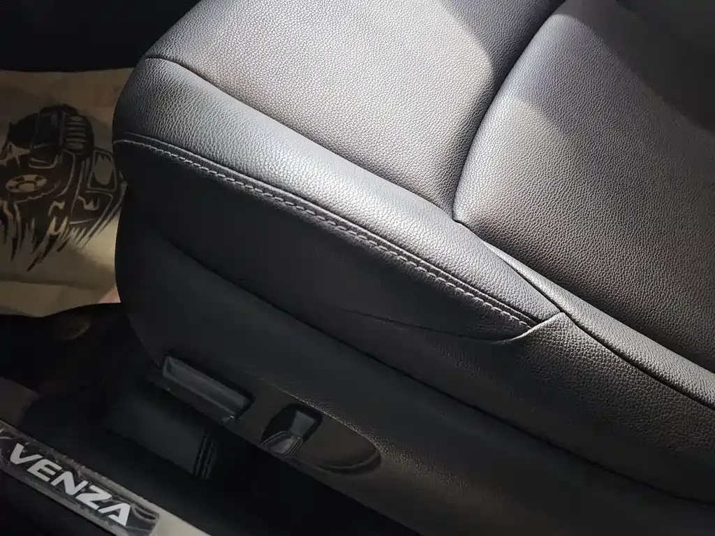 Toyota Venza 2022 из CN, фото 9