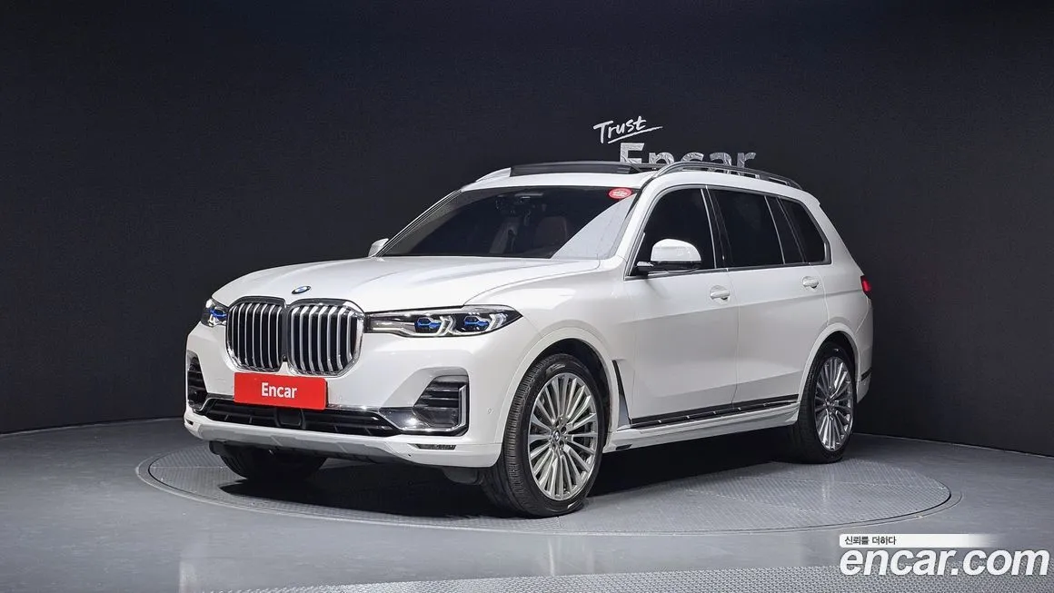 BMW X7 — фото 1