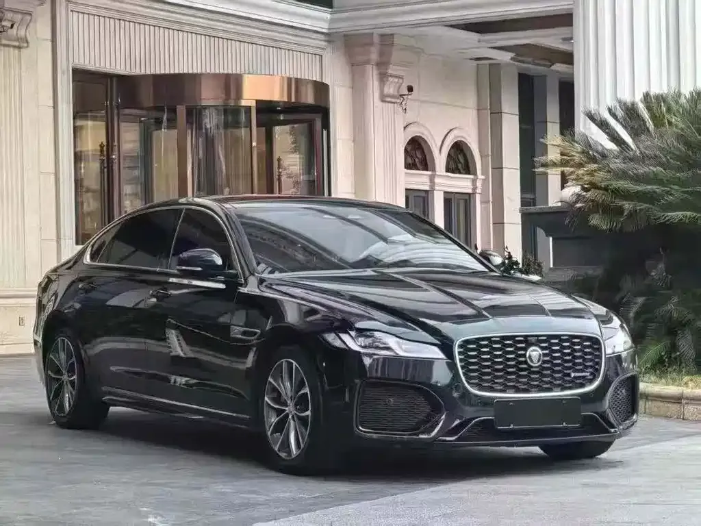 Jaguar XFL — фото 3