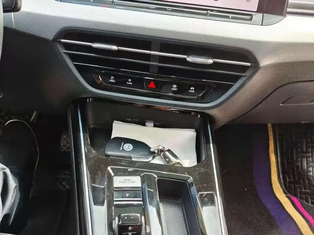 Volkswagen Lamando 2023 из CN, фото 10