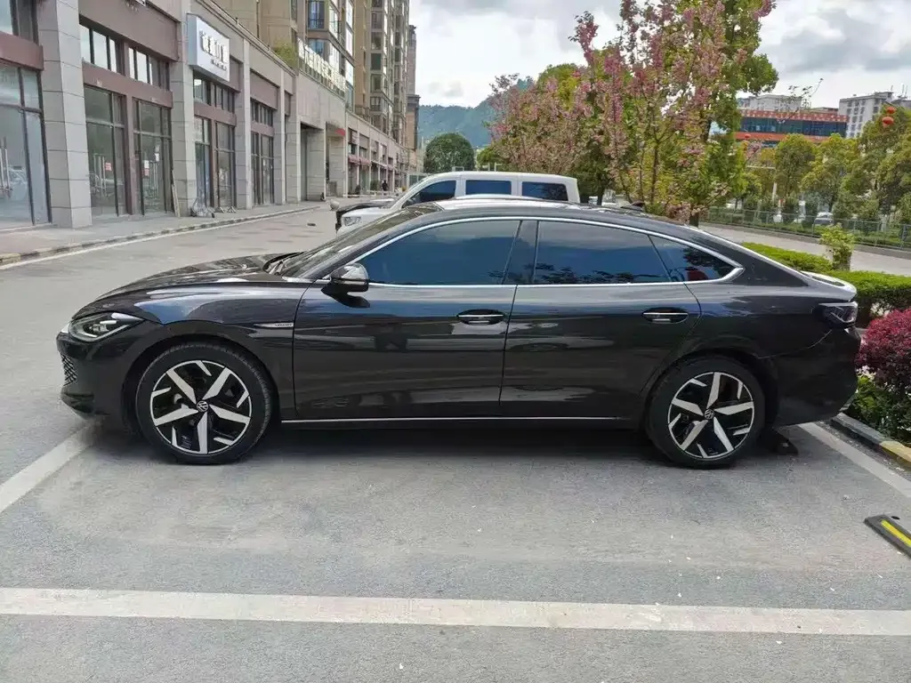 Volkswagen Lamando 2023 из CN, фото 3