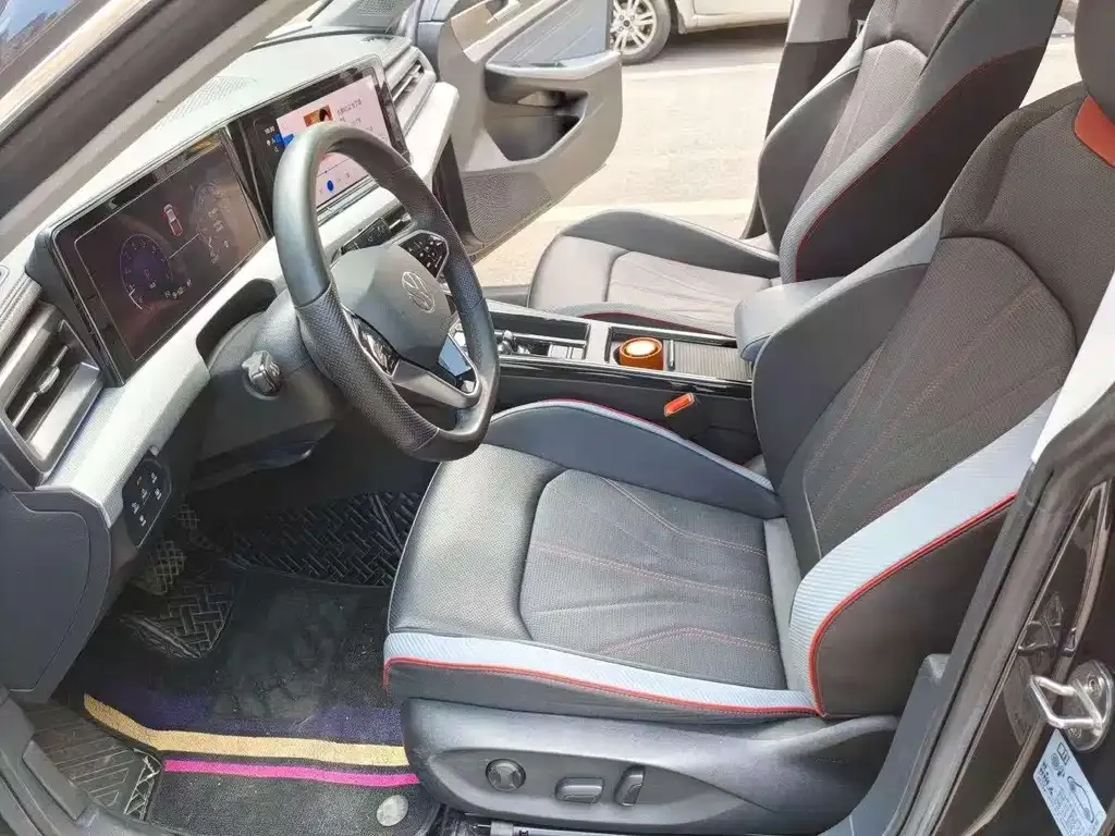 Volkswagen Lamando 2023 из CN, фото 7