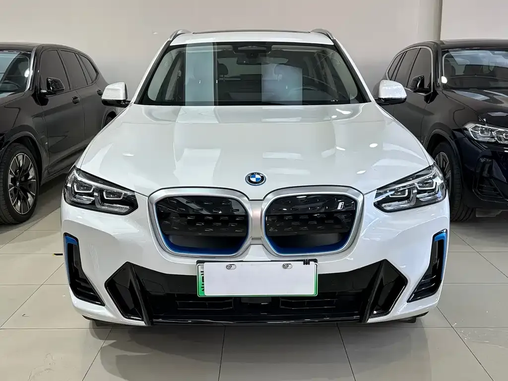 BMW iX3 2023 из CN, фото 2