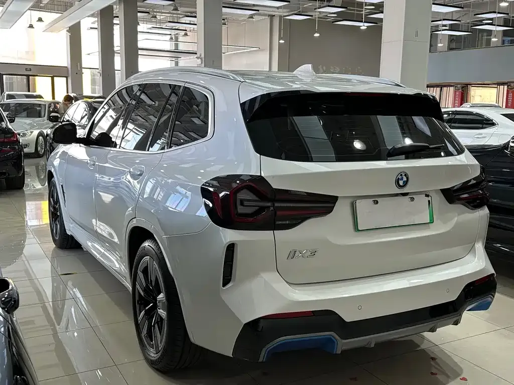 BMW iX3 2023 из CN, фото 6