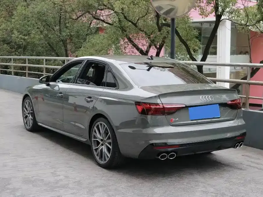 Audi S4 2024 из CN, фото 3