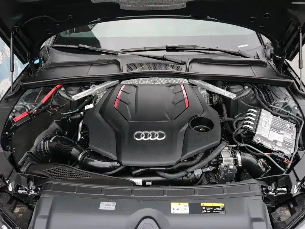 Audi S4 2024 из CN, фото 7