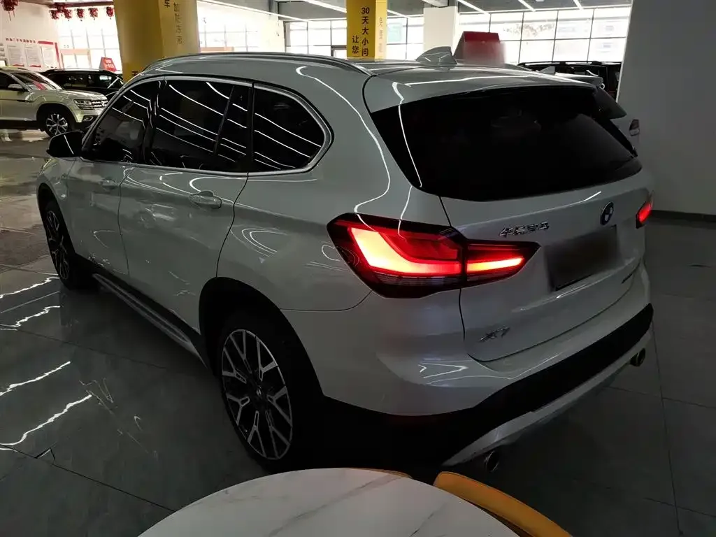 BMW X1 2021 из CN, фото 5